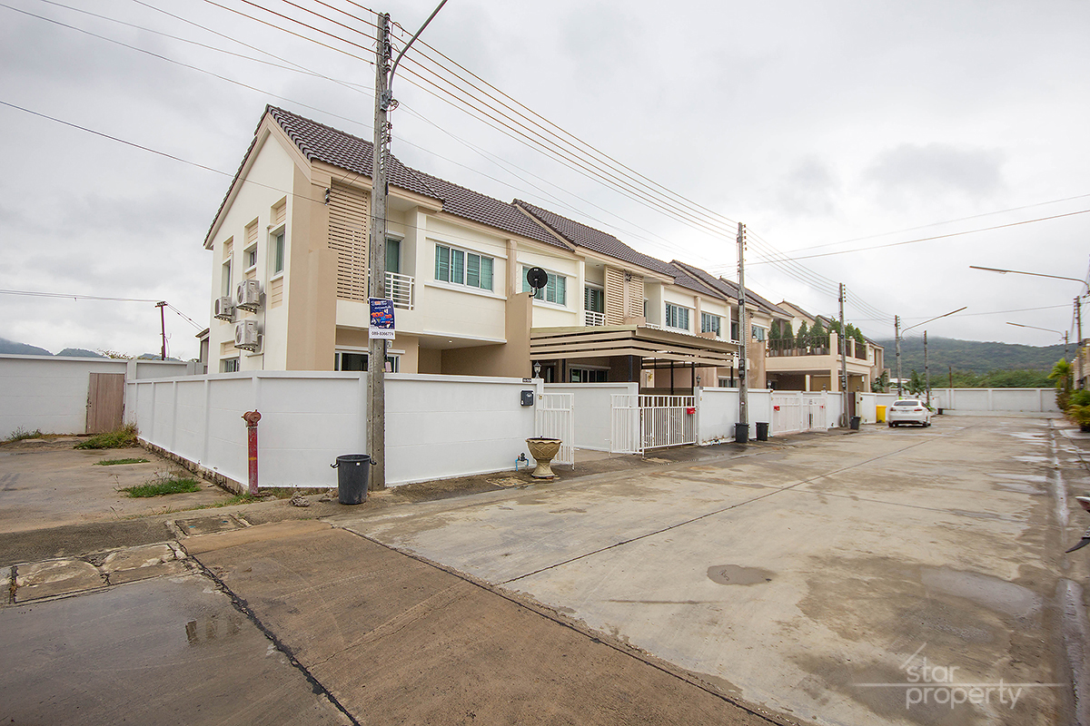 Beautiful Town House Hua Hin Soi 94 SPM Property Hua Hin