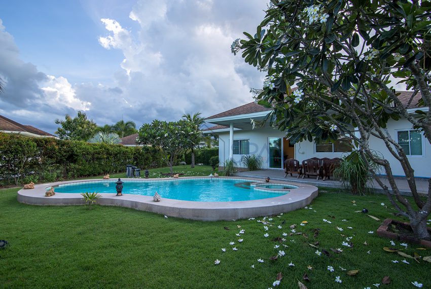Grove-resident-SPM-Property-Huahin-2