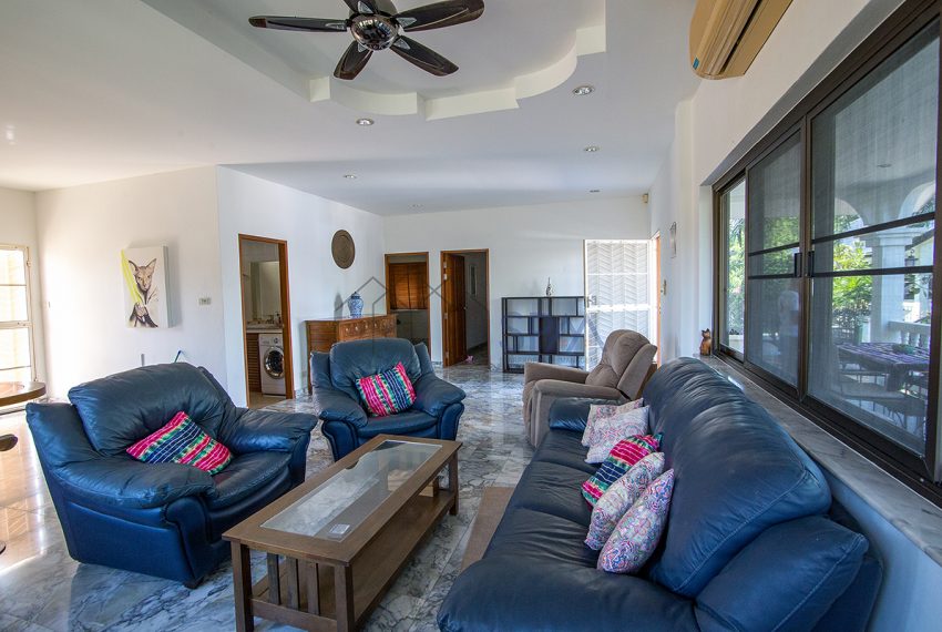 Pine-Hill-Huahin-SPM-Property-12