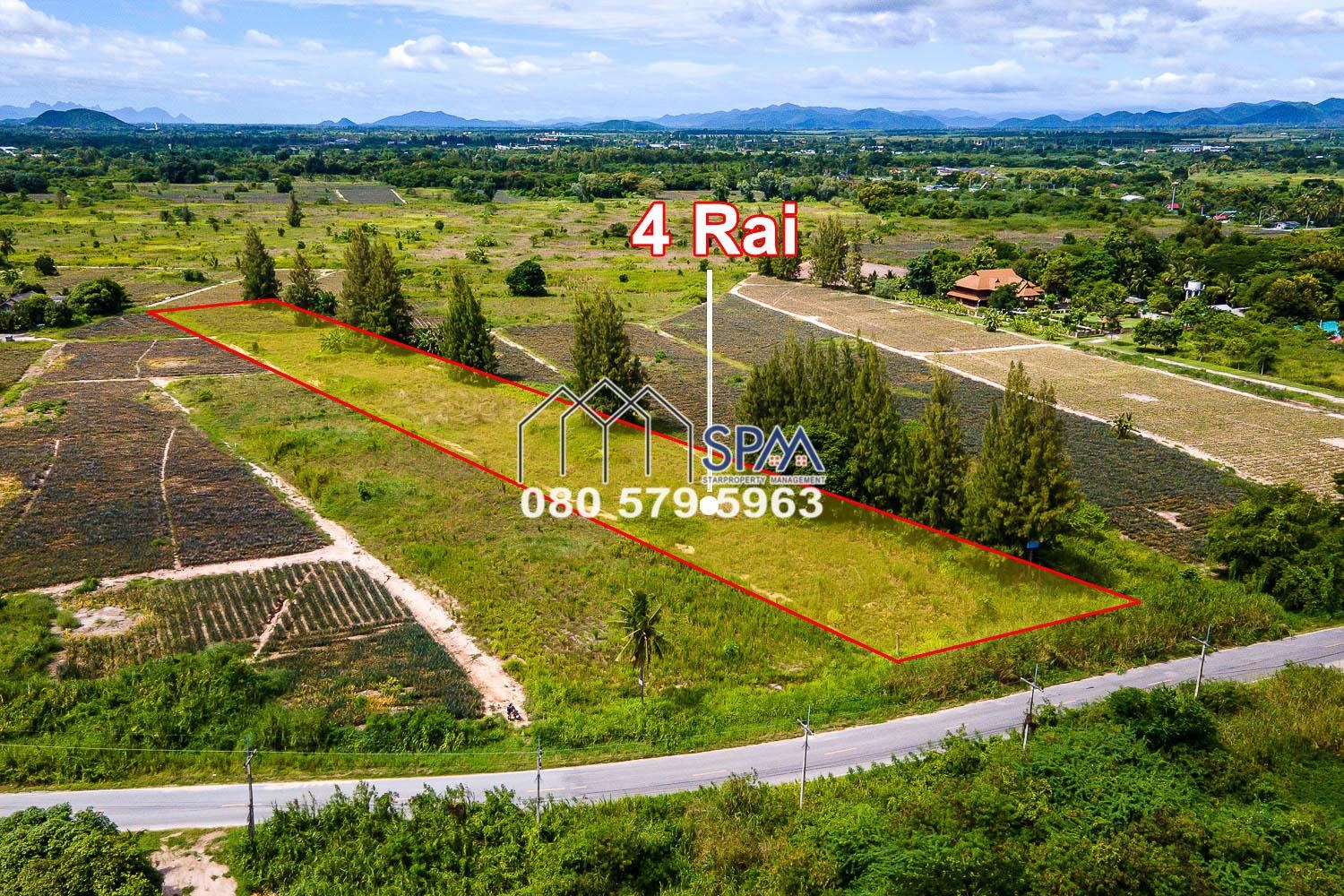 Land for sale near Black Mountain golf course, Land Area 4 Rai (6400 sq.m) Price 1,700,000 Baht per Rai