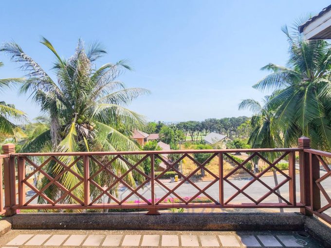 2 Bedrooms unit at Palm Hills Condominium on Golf course for sale