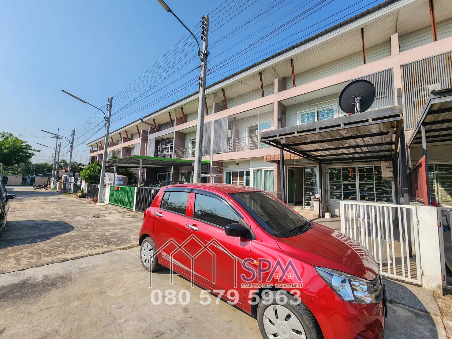Town house near Huahin town for sale, price 1.95 Million Baht