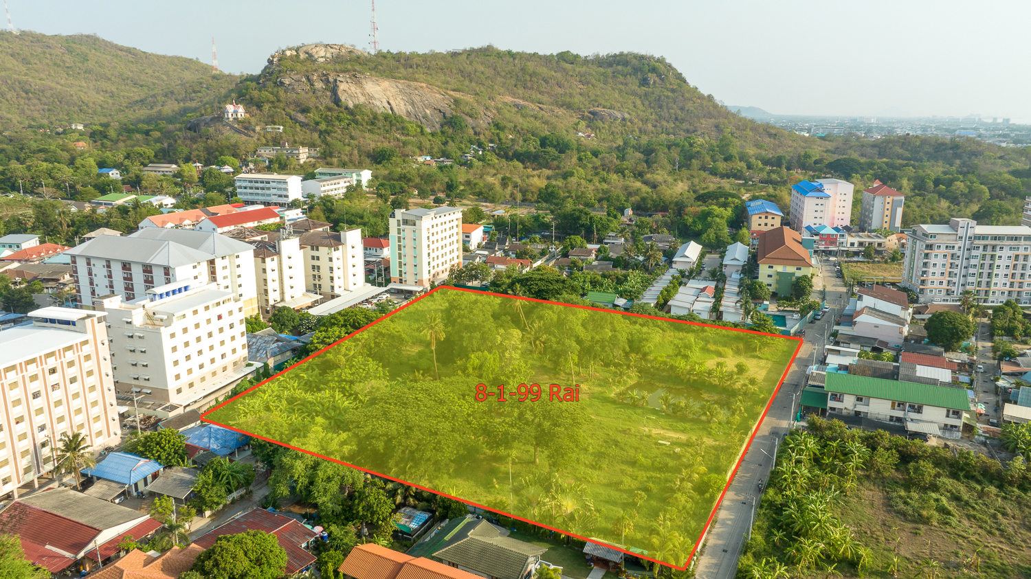 Huahin Land for sale, location Huahin town Soi 88, Land area 13596 sqm (8 Rai-1Ngan-99 sqwah), price 190 Million Baht
