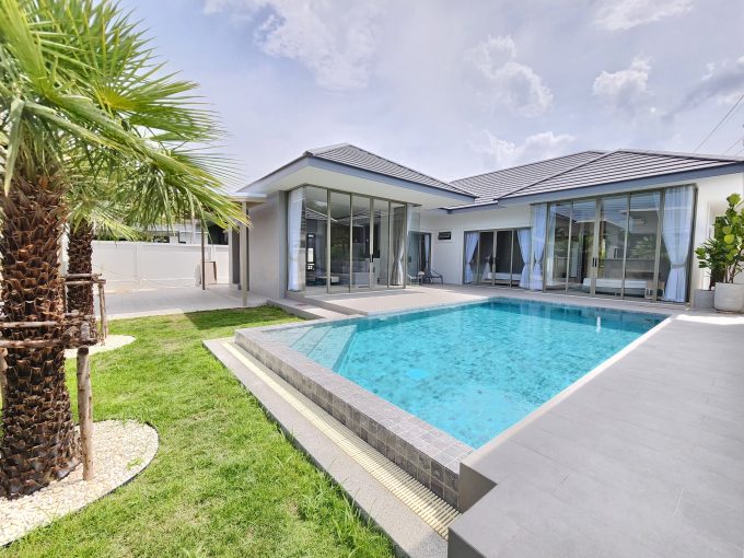 BRAND NEW Pool Villa 4 Bedrooms, Fully furnished, Hua Hin Soi 114, price 12.5 Million Baht